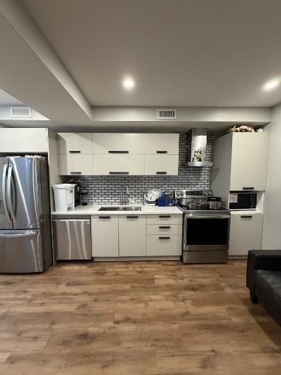 16 | 1371 Maxime Street - Photo 5 of 28