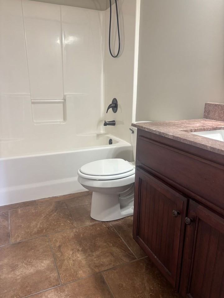 65 Birch Hollow Ln - Photo 7 of 9