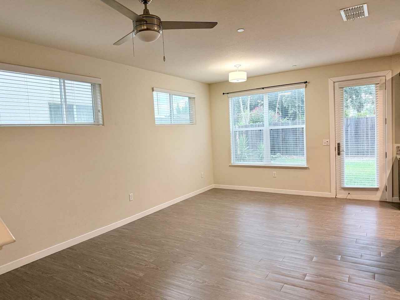 569 Charles Bradley Way - Photo 5 of 15