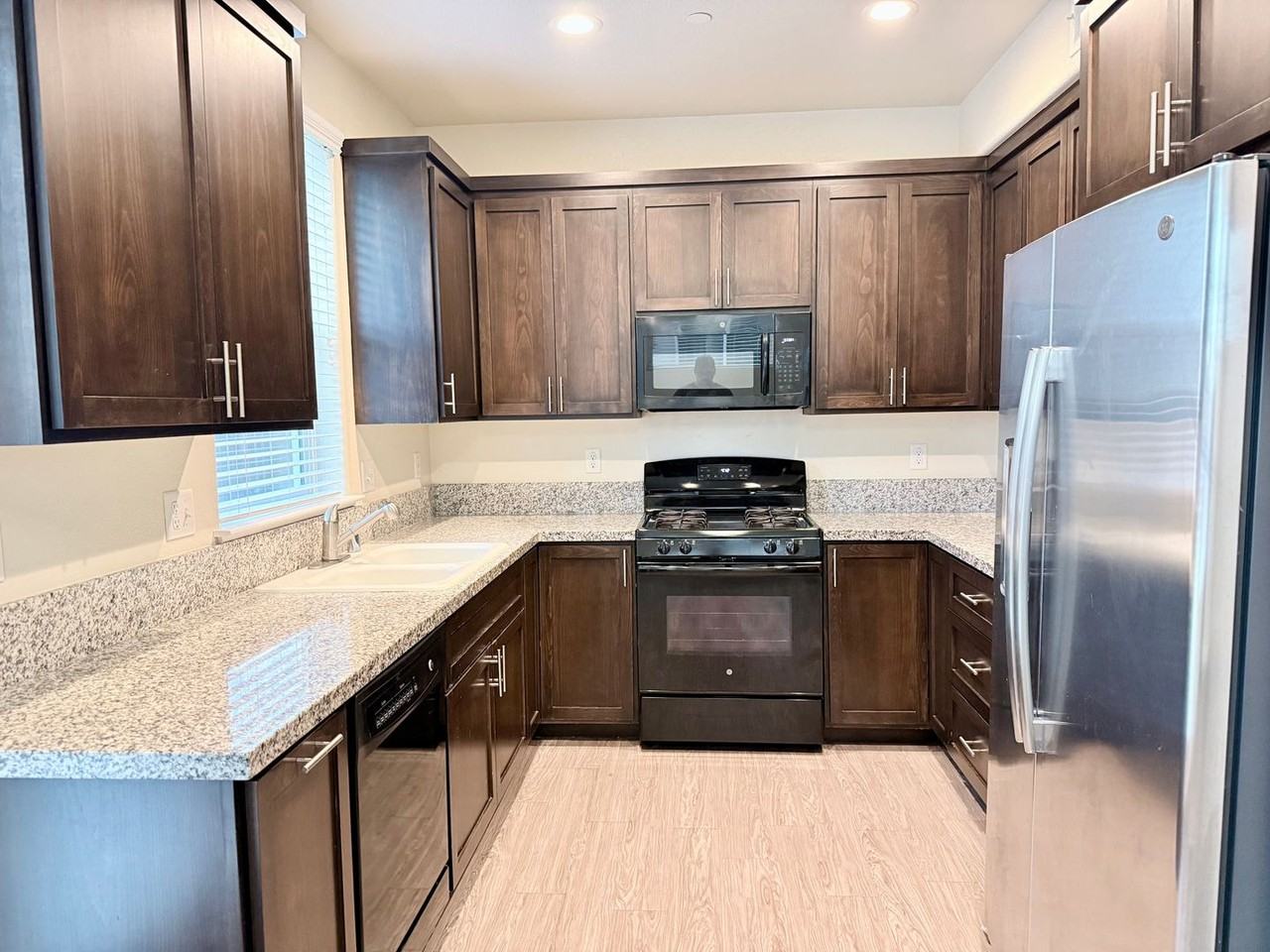 569 Charles Bradley Way - Photo 6 of 15