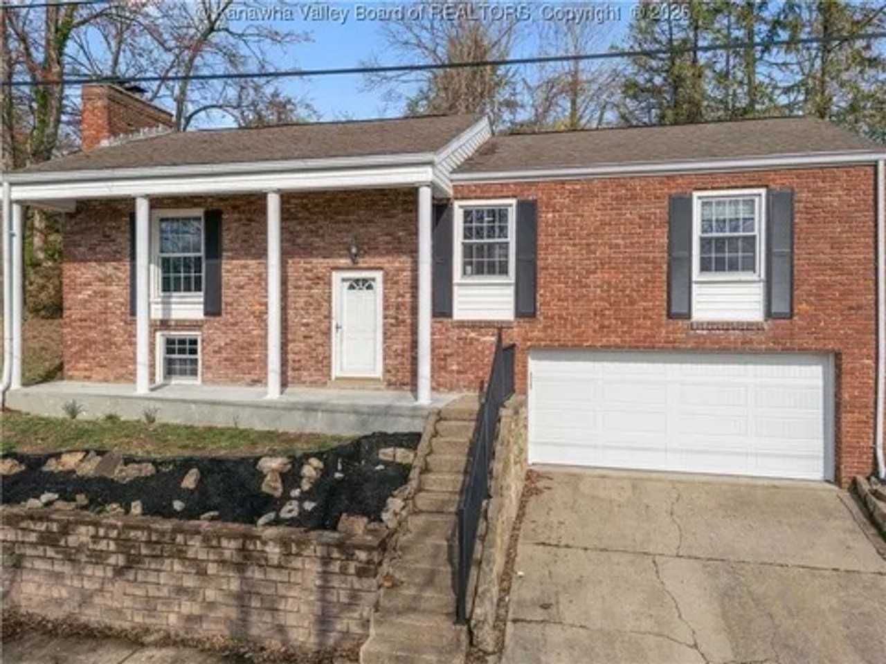 1501 Knob Rd