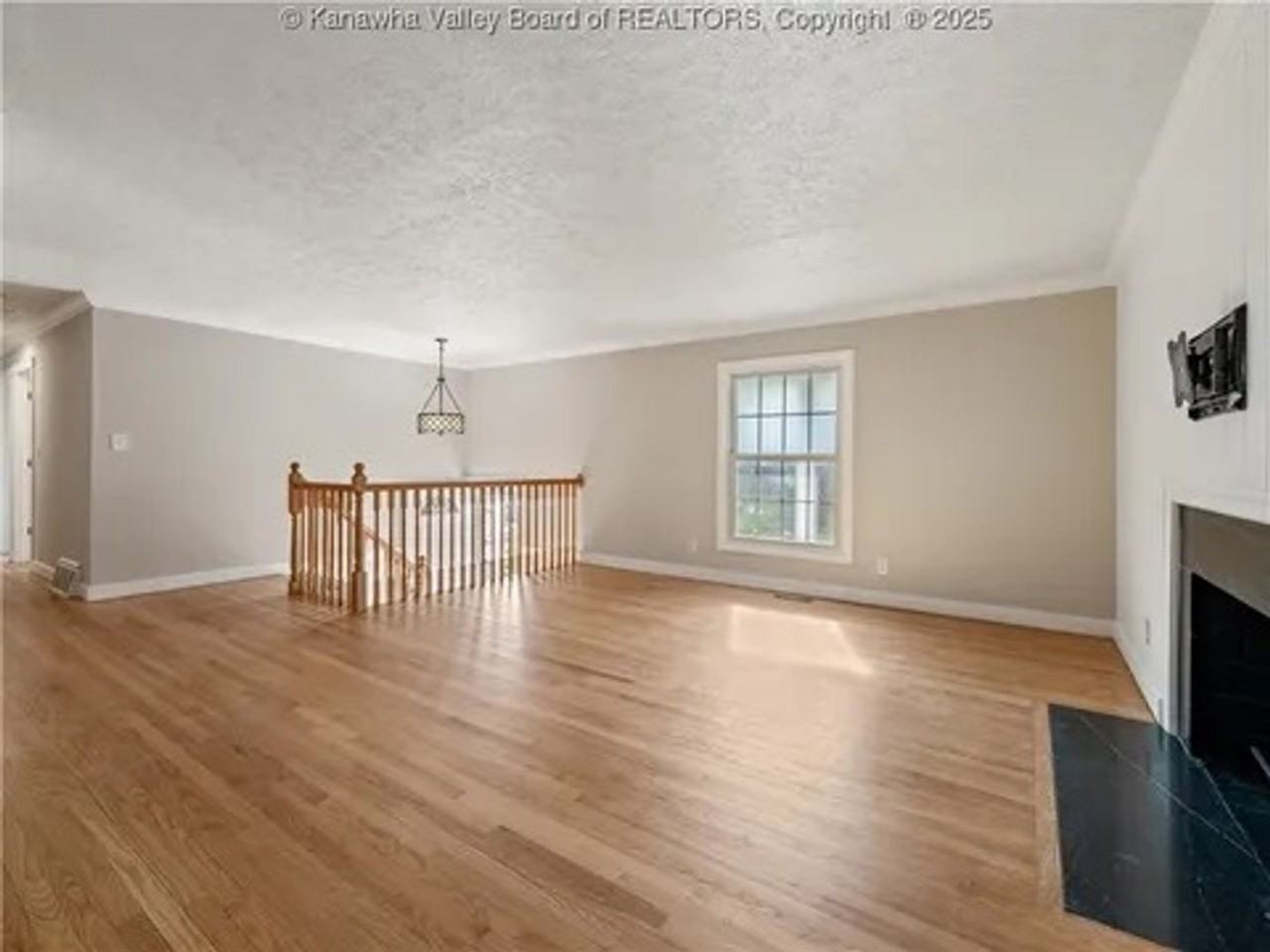 1501 Knob Rd - Photo 7 of 28