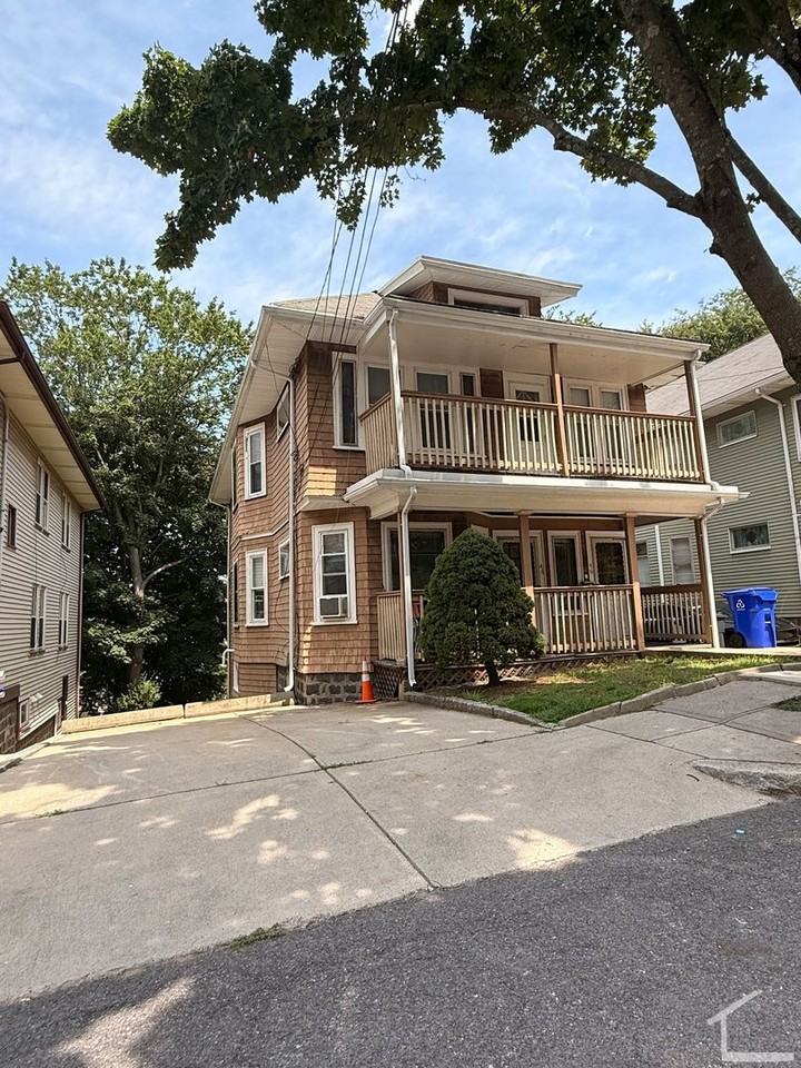 46 Langley Rd - Photo 6 of 36