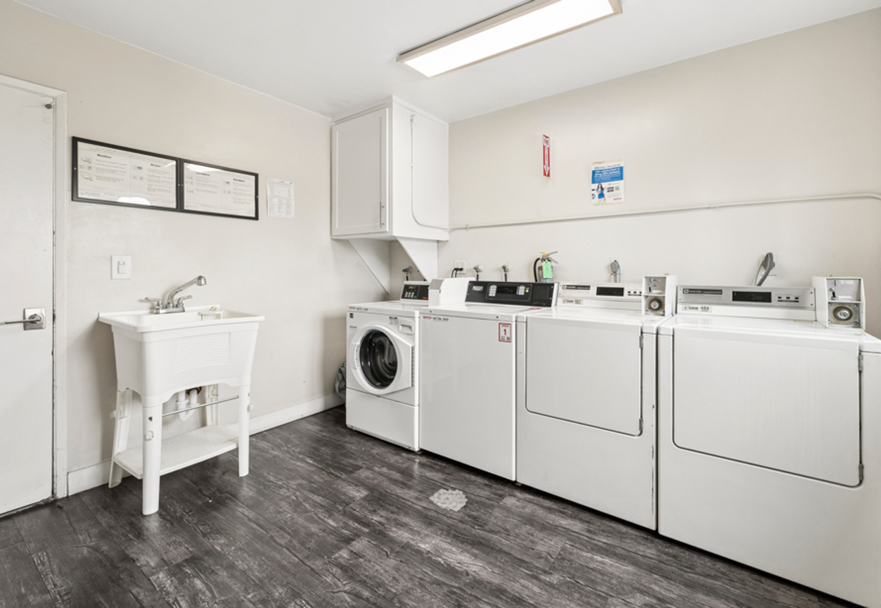 Park Apartments 1741 Park Avenue, Long Beach, CA 90815 - Photo 5 of 15