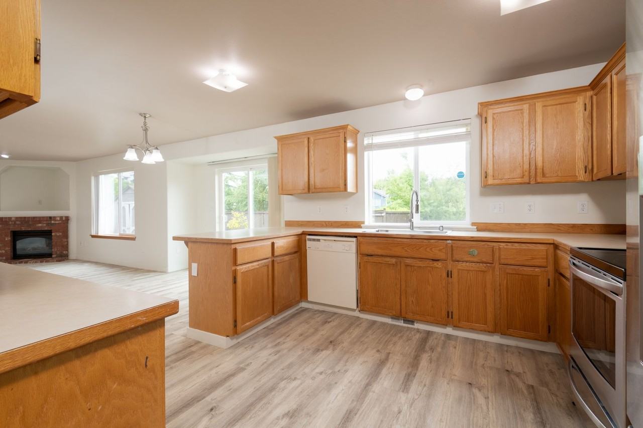 25526 159th Ct Se - Photo 7 of 23