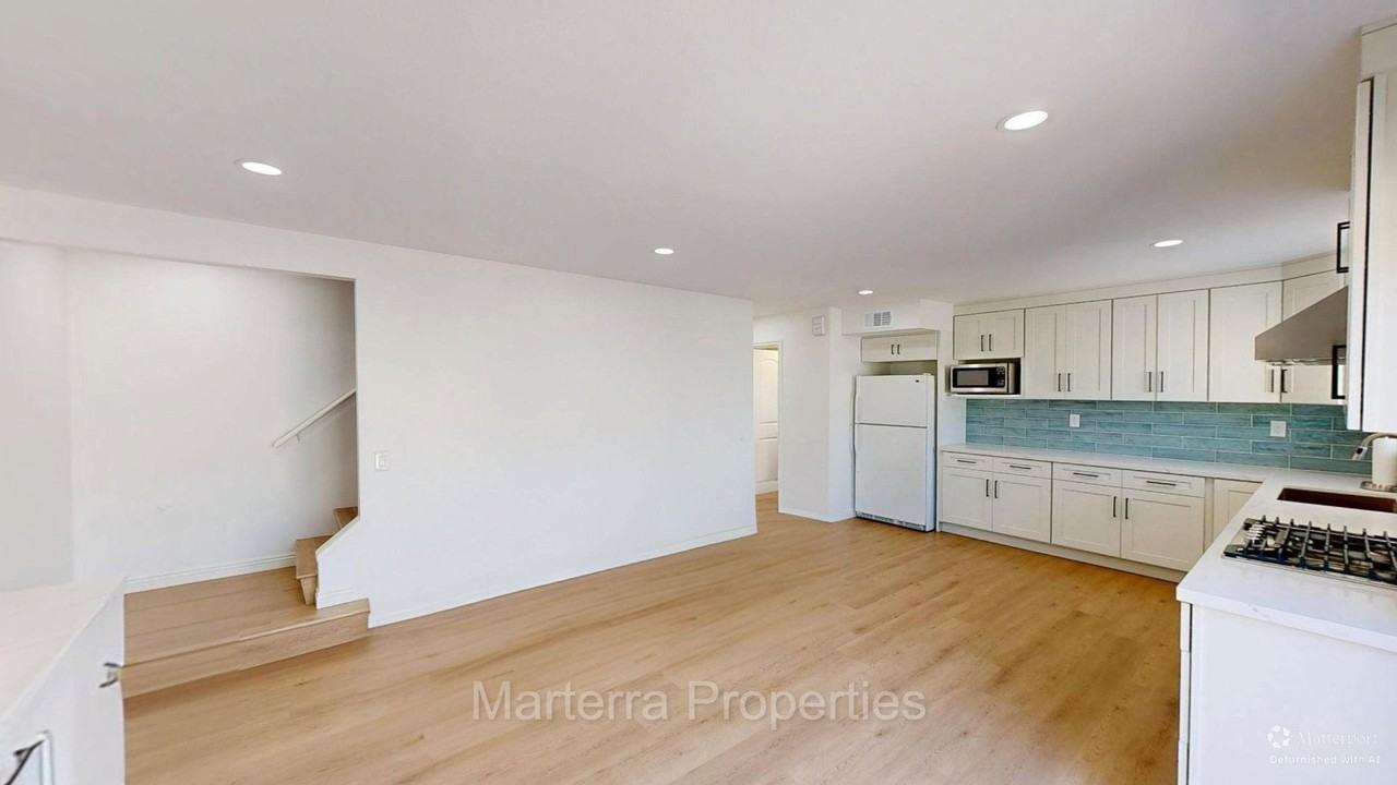 17755 La Rosa Ln - Photo 7 of 29