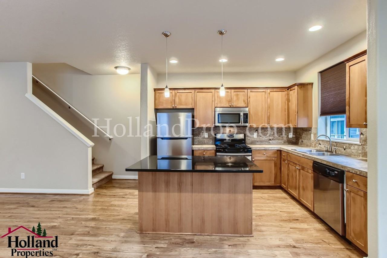 3119 Ne Weeping Willow Way - Photo 7 of 25