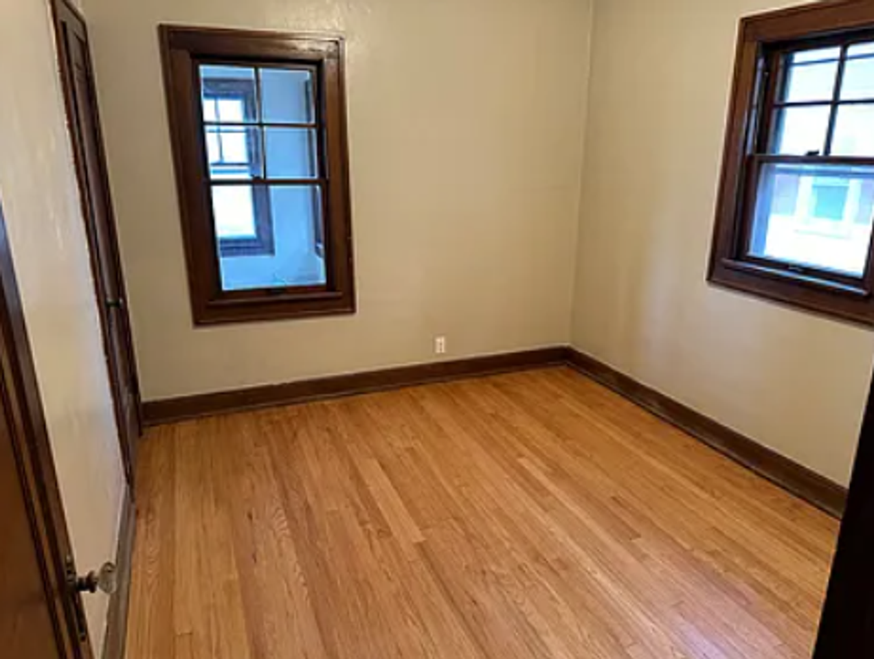 1325 N 39th St - Photo 2 of 6
