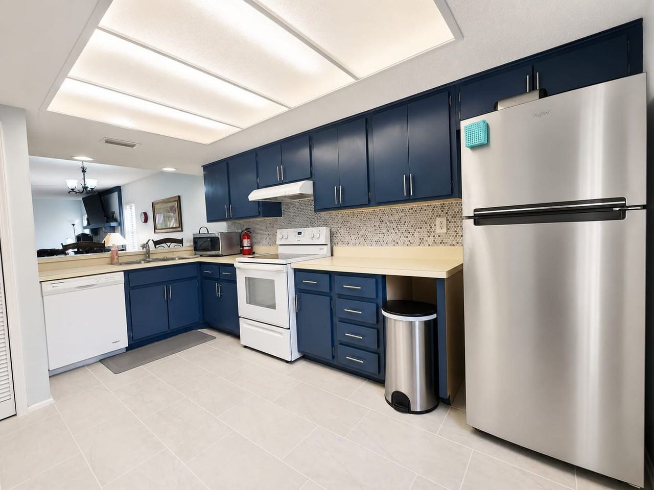 115 Lakeview Way #115 - Photo 4 of 31