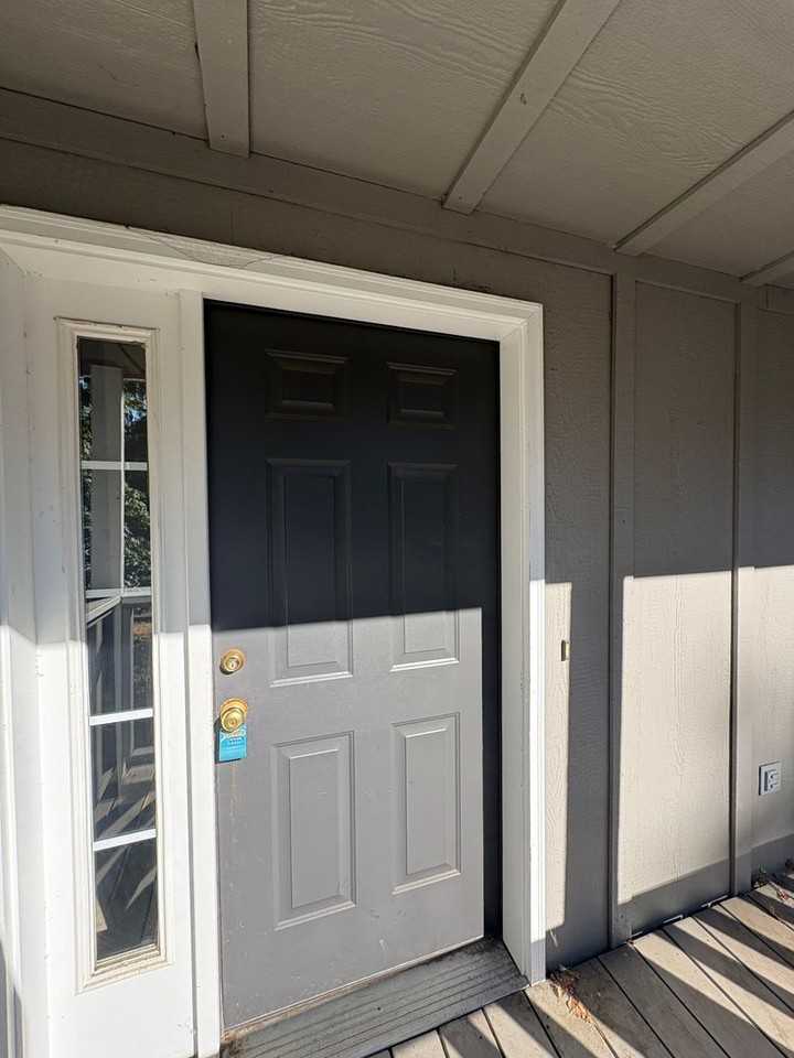 1697 Ardendale Ln - Photo 2 of 18