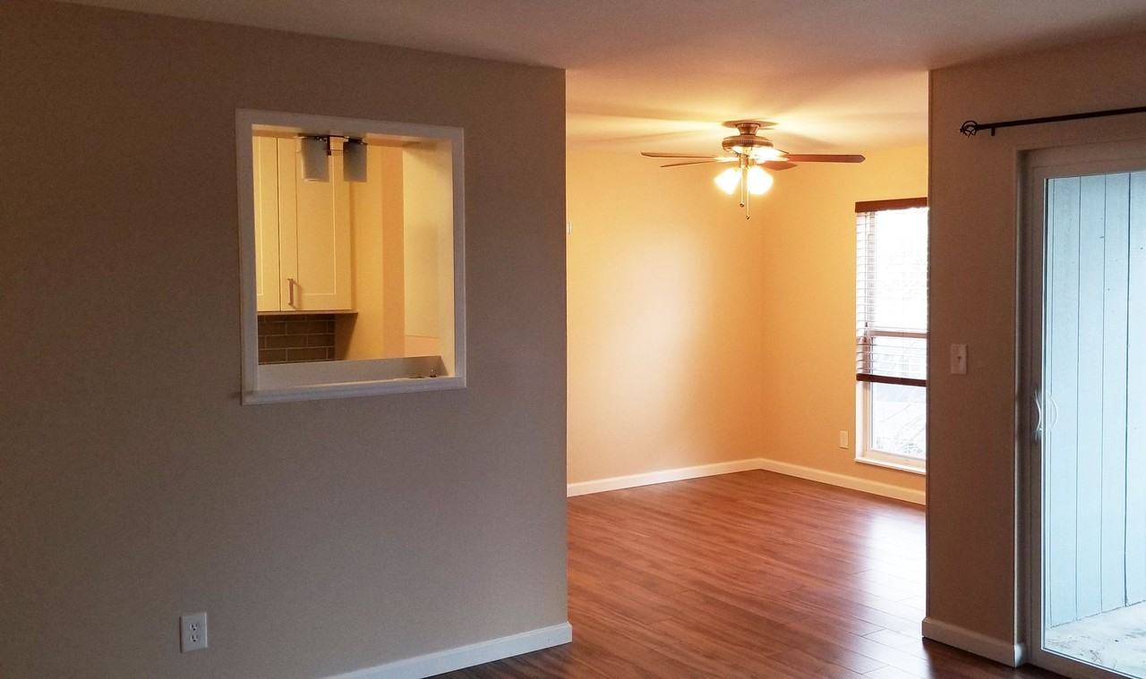 7275 S Xenia Cir #E - Photo 4 of 23
