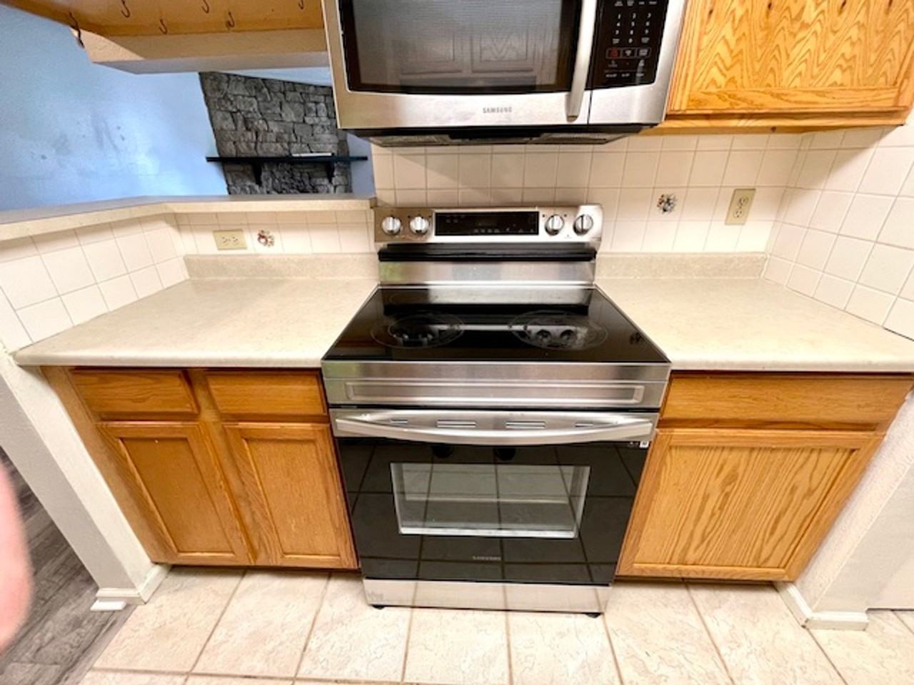 8555 Fairmount Dr #E203 - Photo 2 of 43