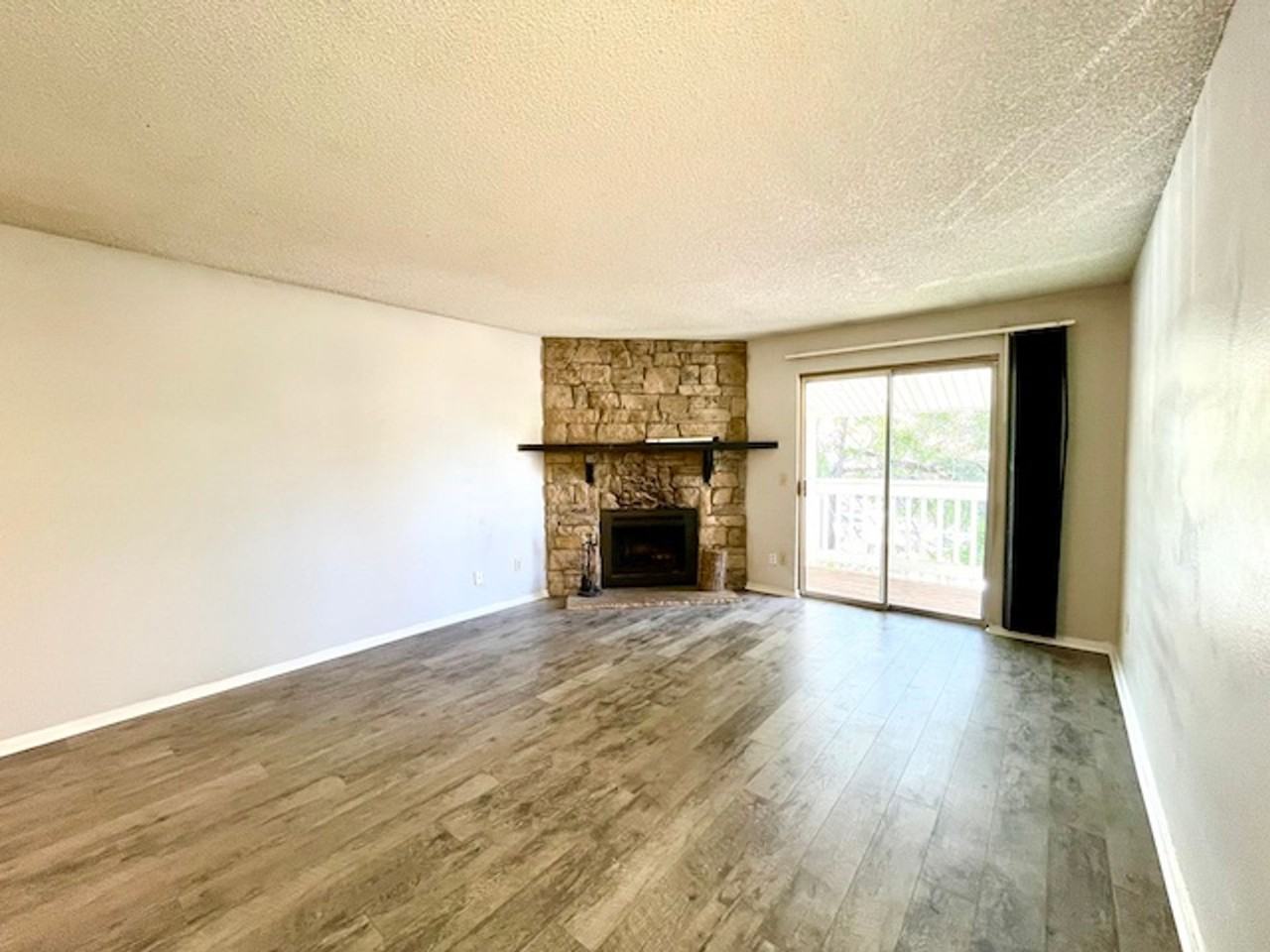 8555 Fairmount Dr #E203 - Photo 5 of 43