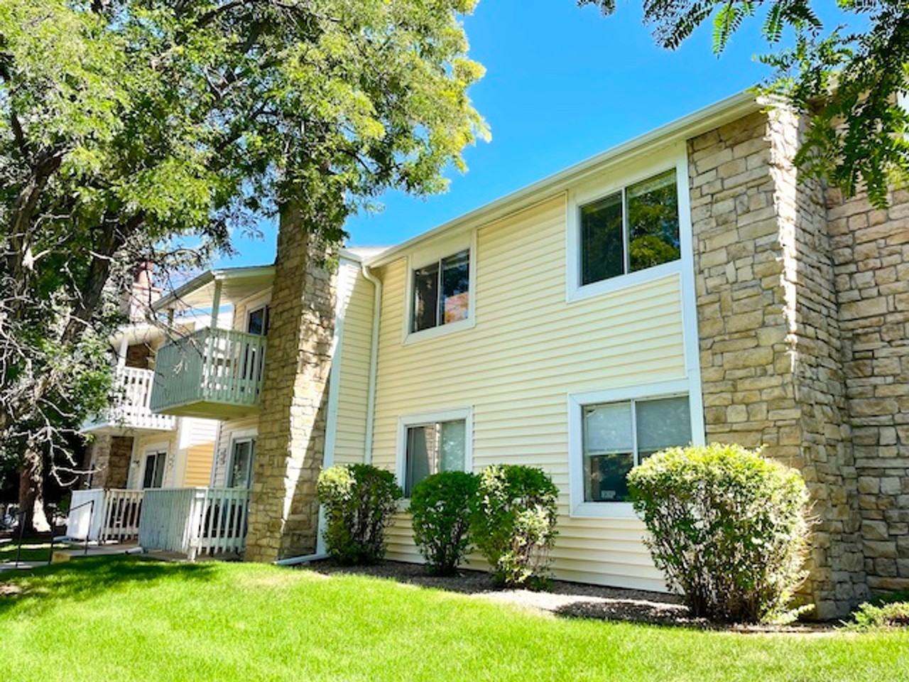 8555 Fairmount Dr #E203 - Photo 6 of 43