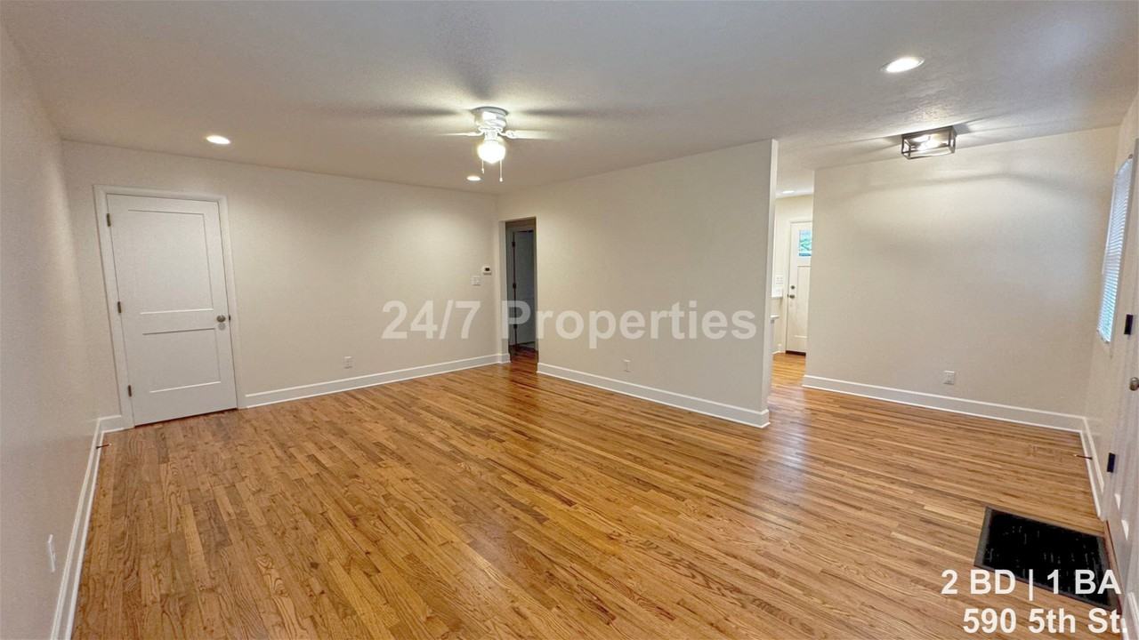 590 5th St - Photo 2 of 17