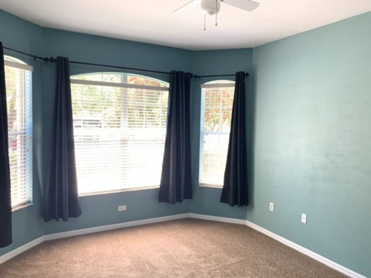 2520 Peekskill Rd - Photo 3 of 16