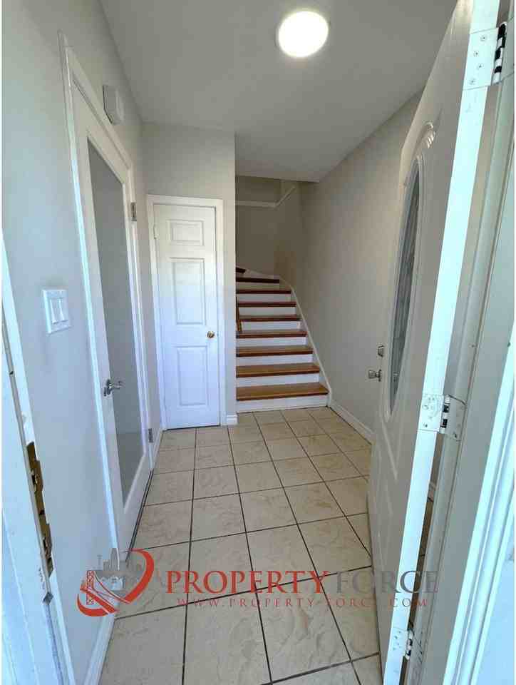 675 Lakeview Ave - Photo 4 of 28