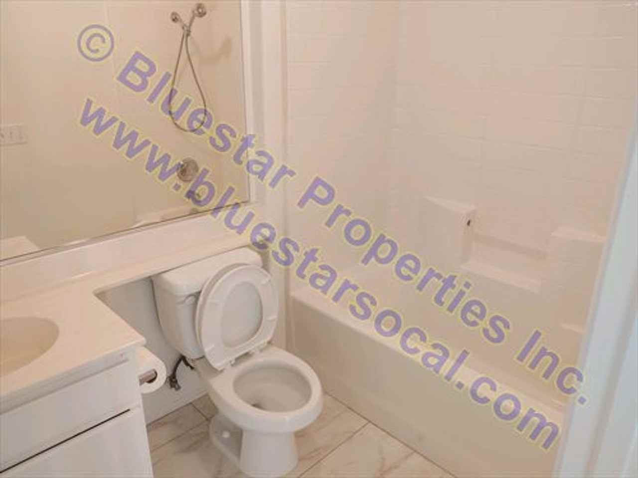 17657 Dayton St - Photo 6 of 50