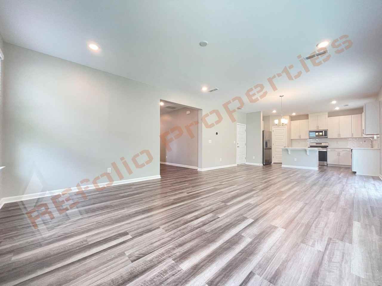 176 Potomac River St - Photo 3 of 32