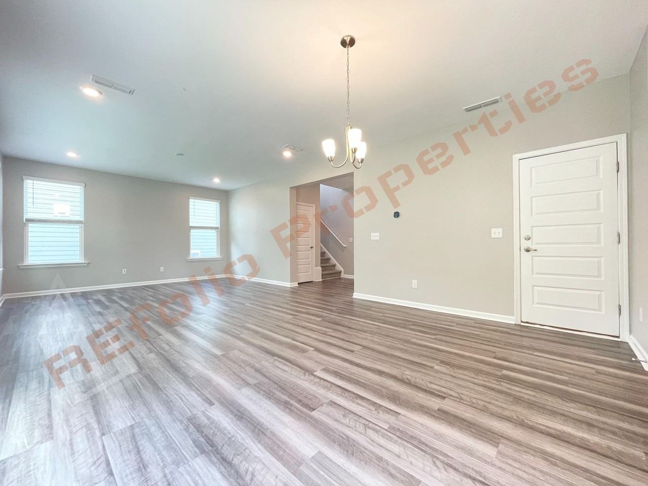 176 Potomac River St - Photo 7 of 32