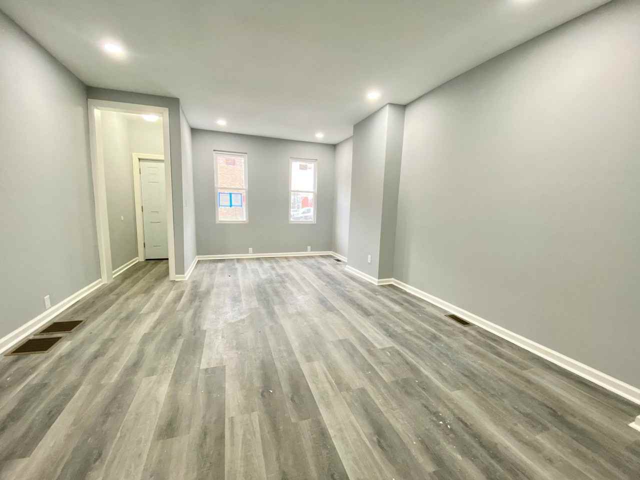 431 N 50th St - Photo 4 of 14