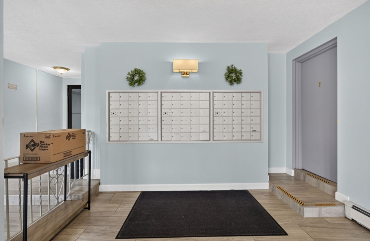 175 Ward St #12 - Photo 4 of 13