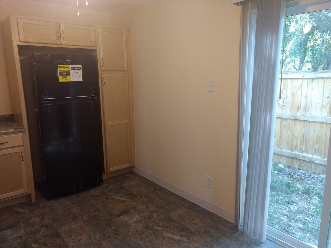 1615 Cottonwood Dr - Photo 3 of 14