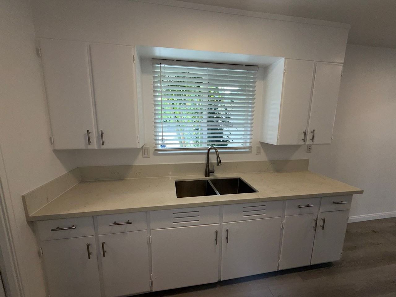 2221 Faust Ave - Photo 5 of 34