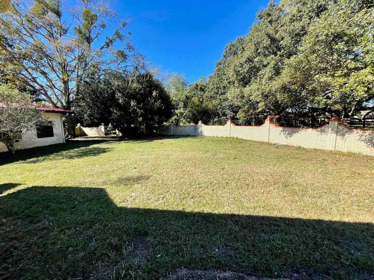 6300 Creel Rd - Photo 3 of 16
