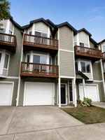featured image of 4466 Ne Nicholson Loop