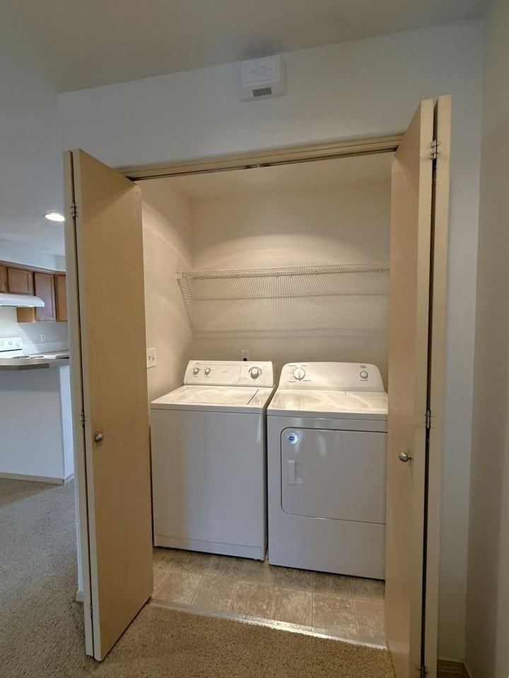 4466 Ne Nicholson Loop - Photo 4 of 23