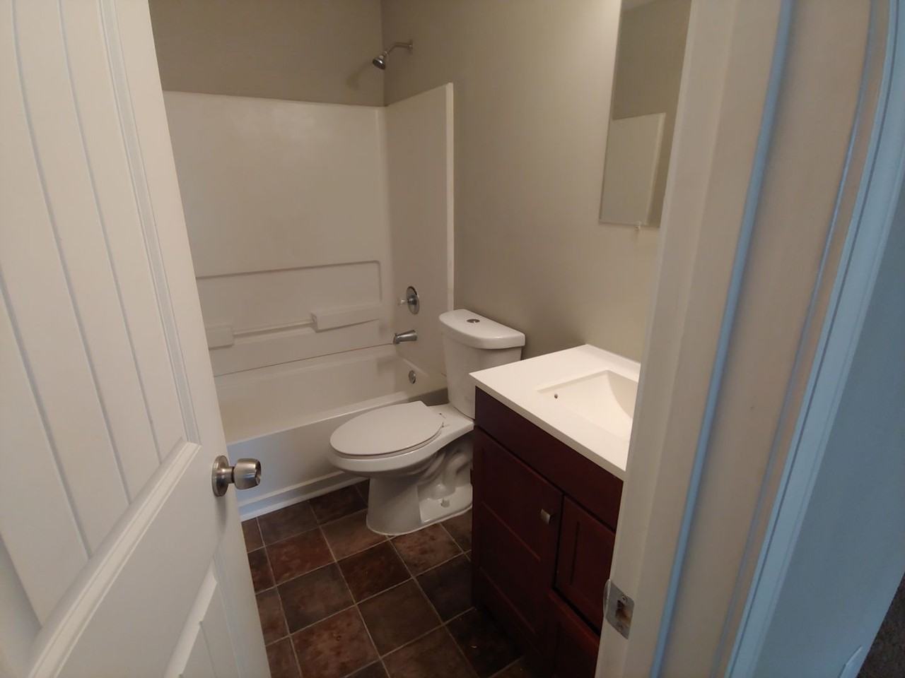 4972 West St - Photo 5 of 7