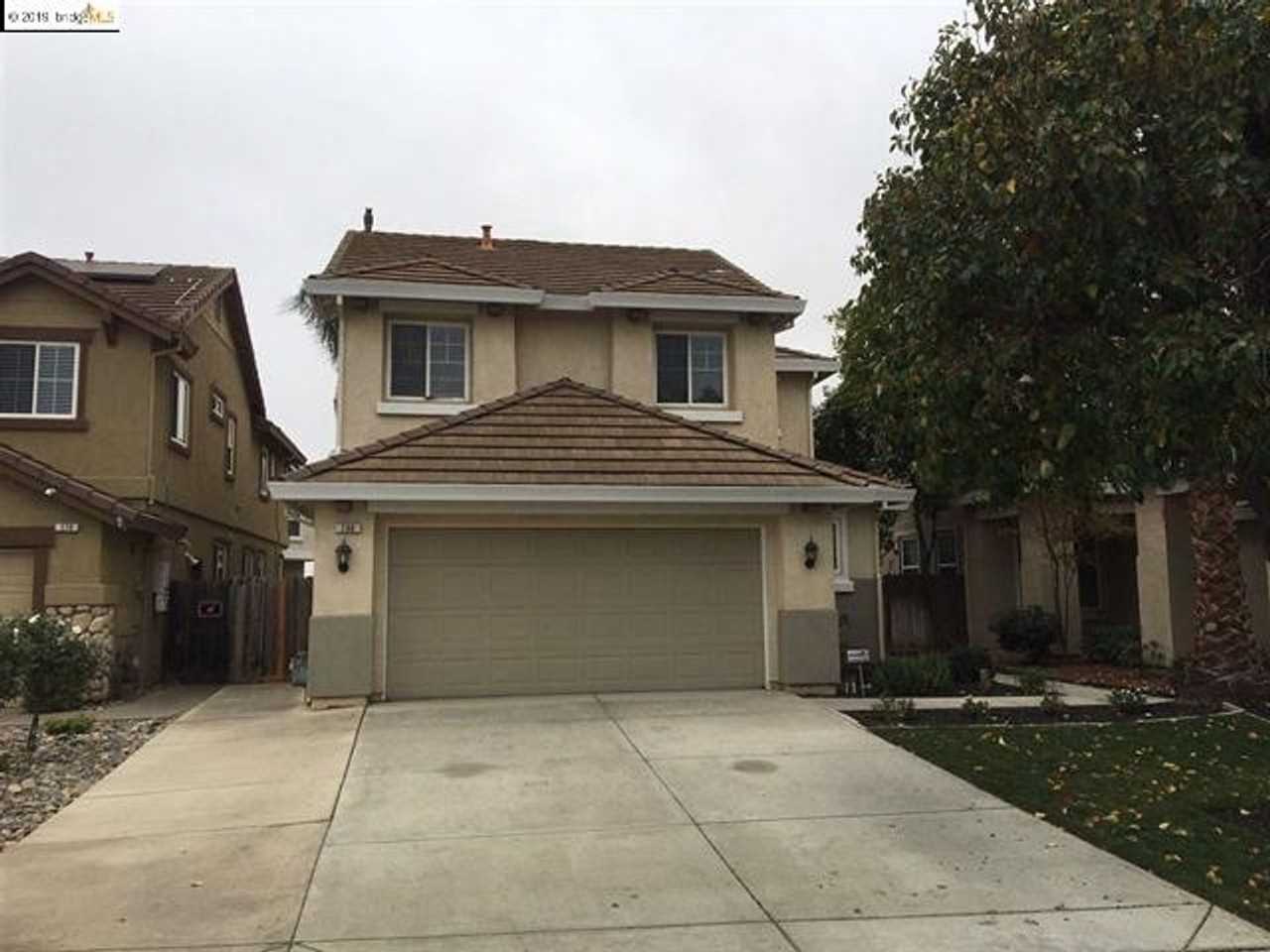 268 Woodfield Ln - Photo 2 of 2