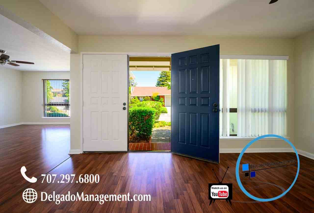 2190 Goldenhill Way - Photo 4 of 27