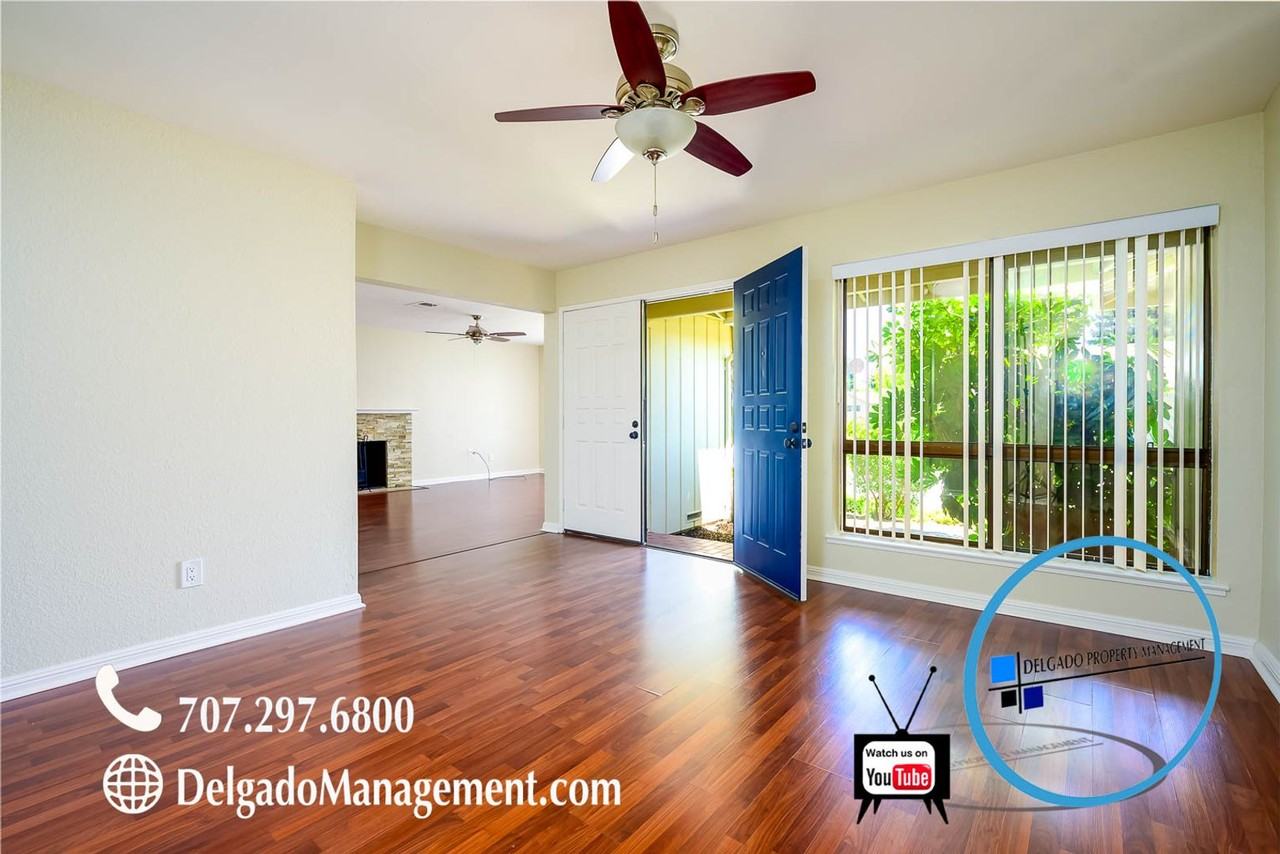 2190 Goldenhill Way - Photo 5 of 27
