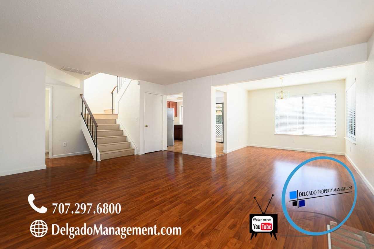 279 Flying Cloud Ct - Photo 6 of 31