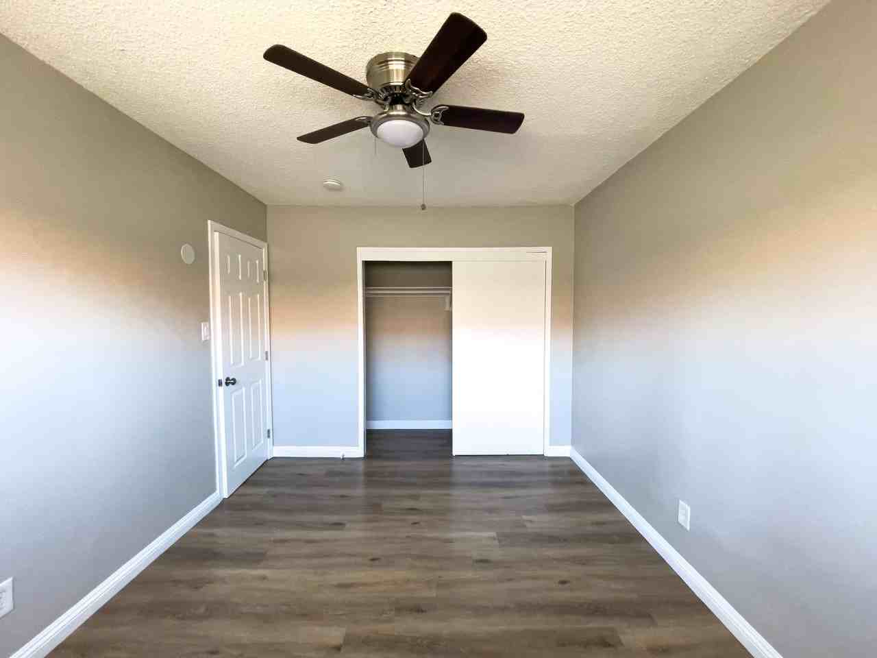 514 W Huntington Dr #Q - Photo 6 of 9
