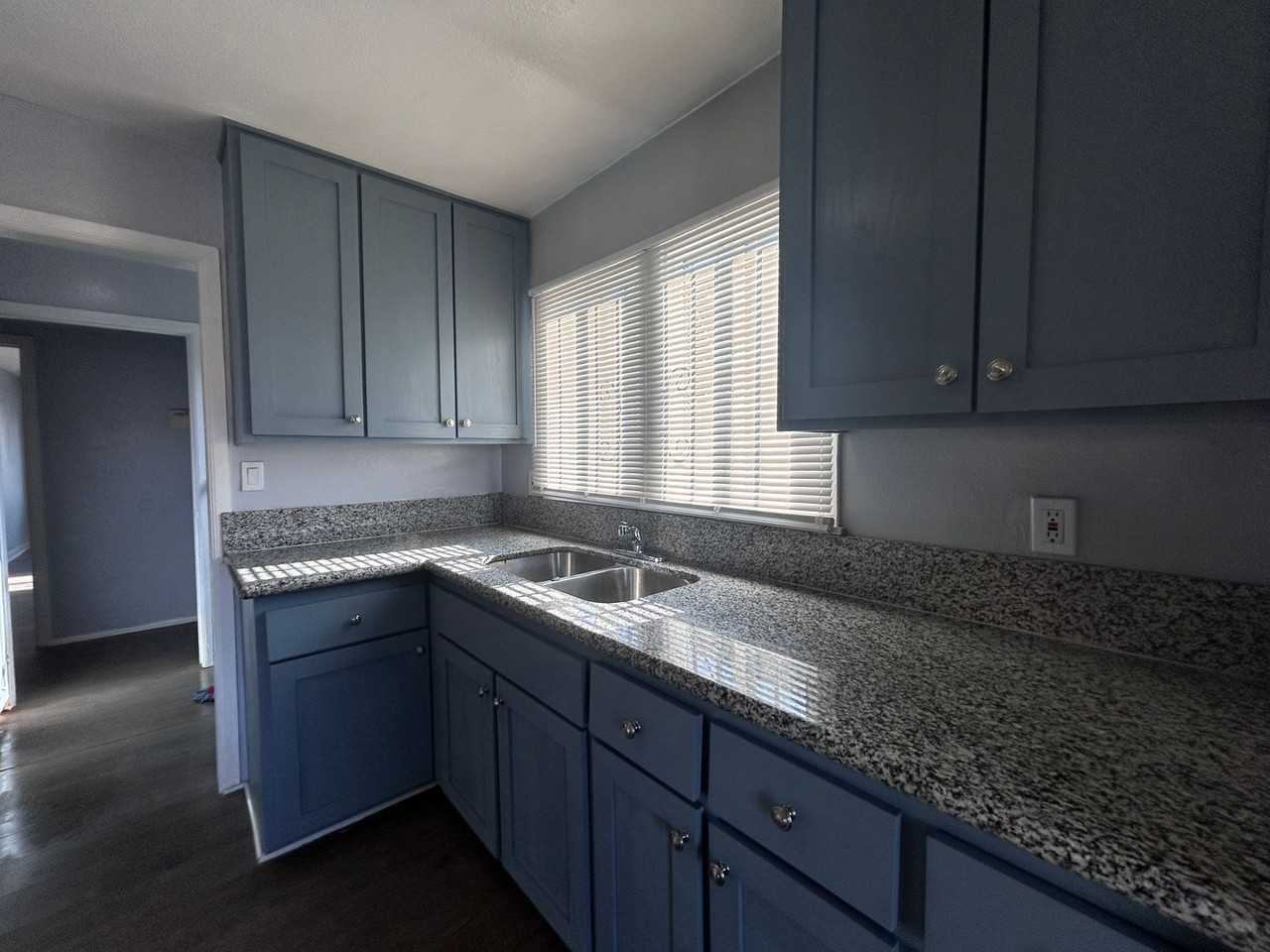 1434 W 145th St - Photo 4 of 28