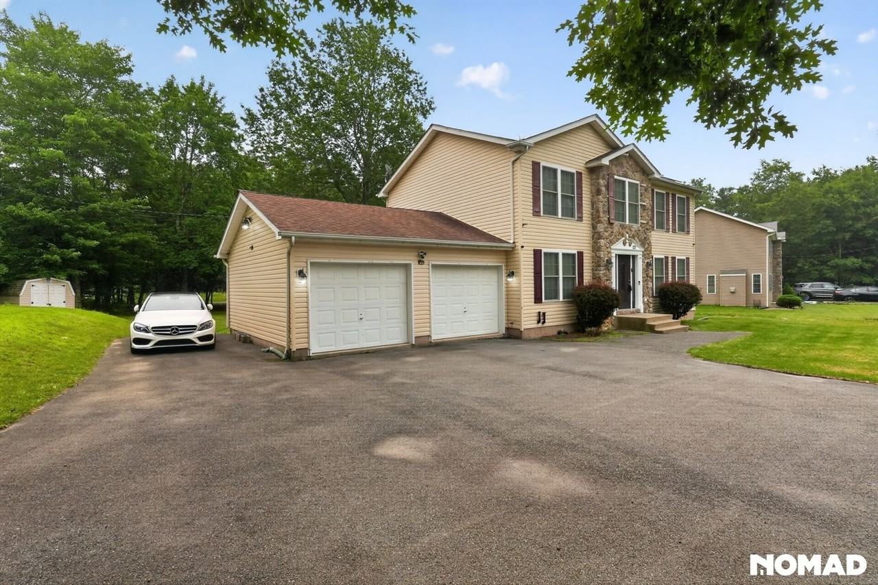 122 Saw Mill Rd - Photo 2 of 39