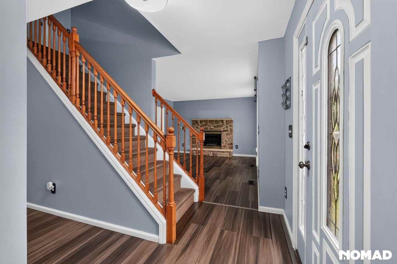 122 Saw Mill Rd - Photo 6 of 39