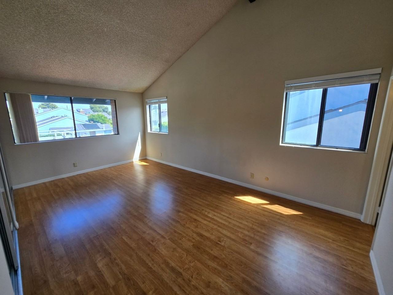 3286 Caminito Ameca - Photo 5 of 22