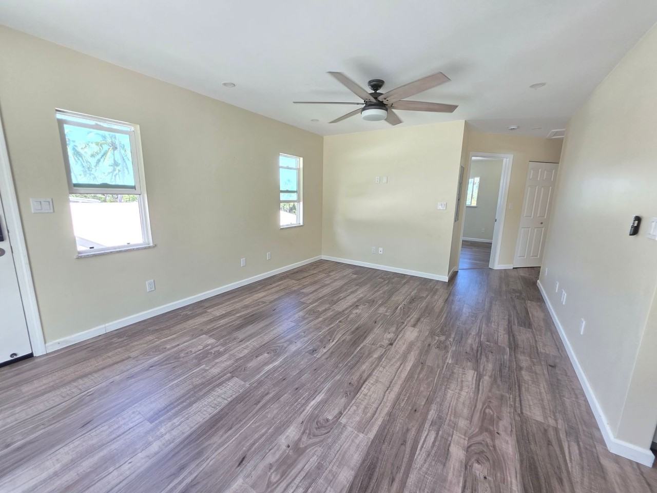 523 Ilimano St - Photo 2 of 16