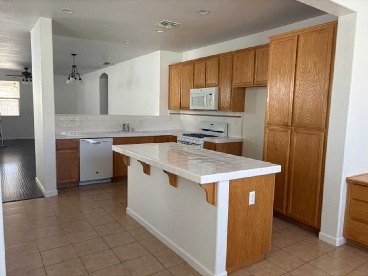 315 Arroyo Madrone Ct - Photo 6 of 17