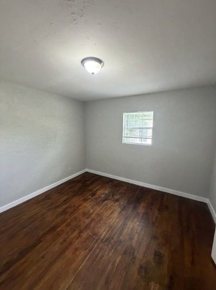 2529 Shropshire St - Photo 7 of 12