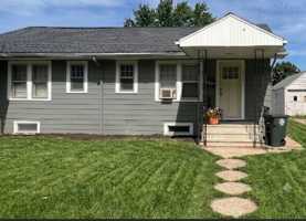 featured image of 1539 1539 - 1541 Bertch Ave