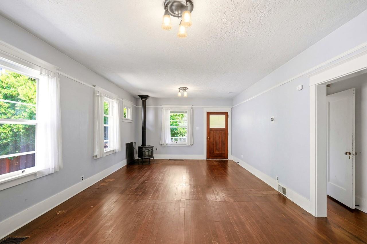 7245 N Newell Ave - Photo 5 of 26