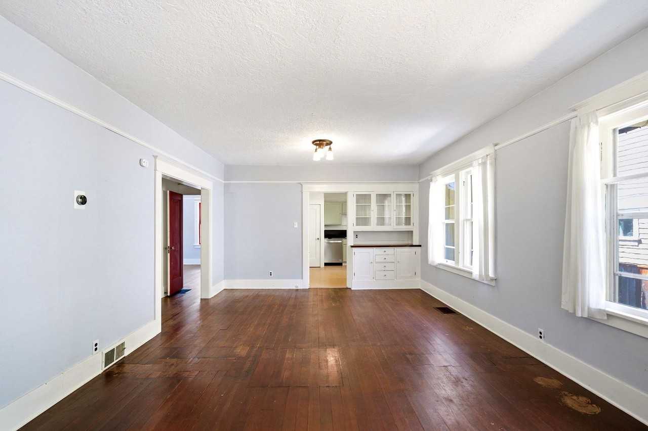7245 N Newell Ave - Photo 6 of 26