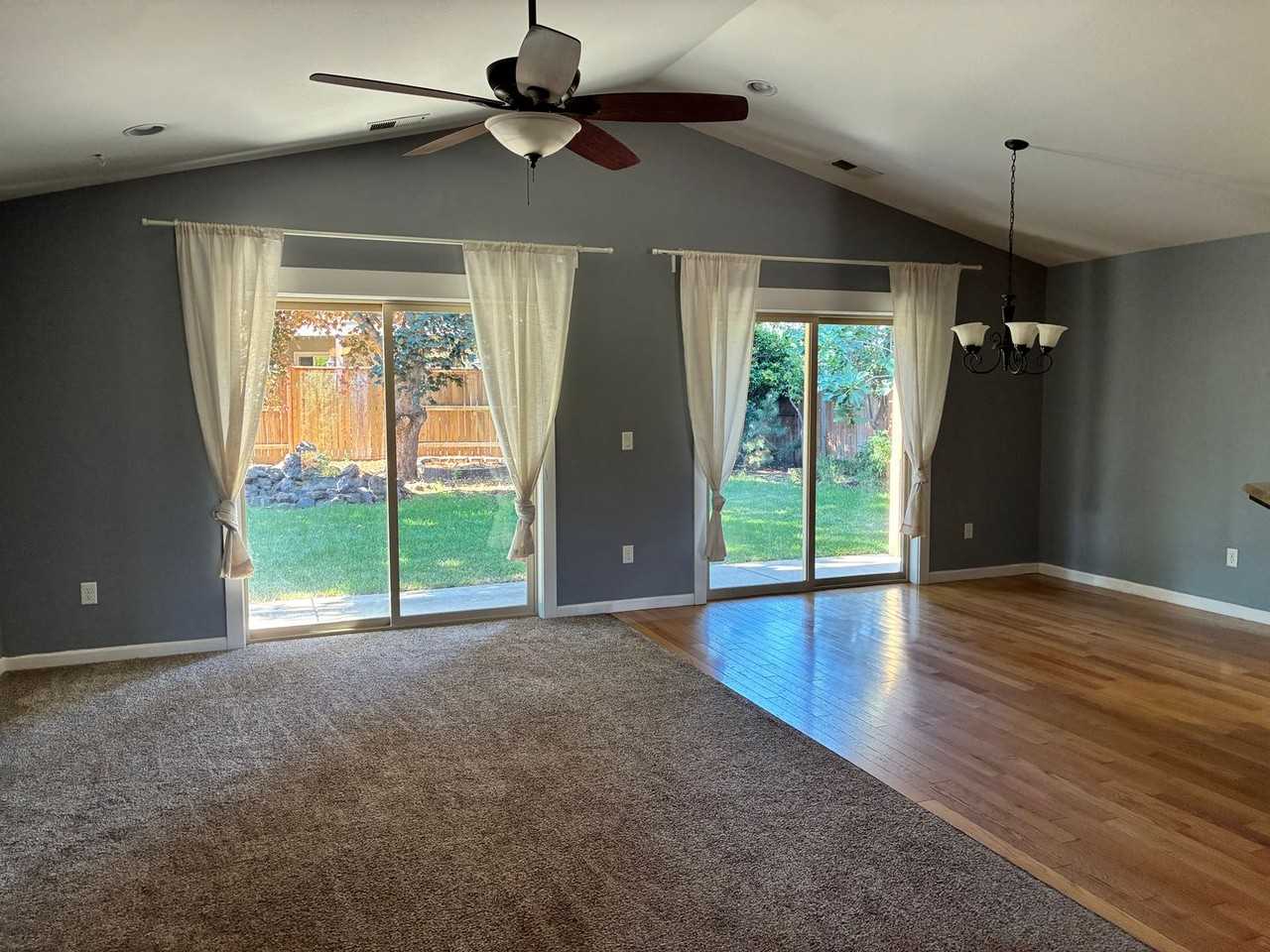 530 St Augustine Dr - Photo 3 of 12