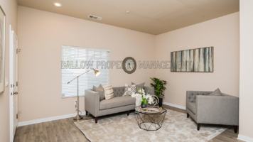 featured image of 1327 Holly Ave
