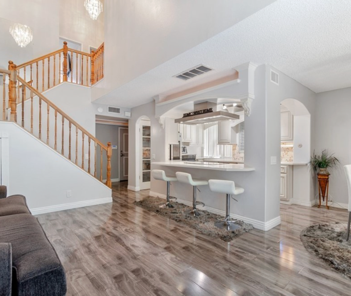 25645 Pine Creek Ln - Photo 4 of 12